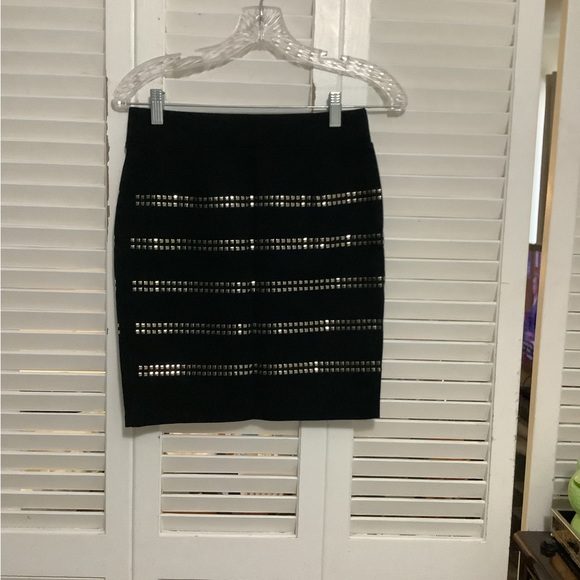 Black Skirt - Picture 2 of 3
